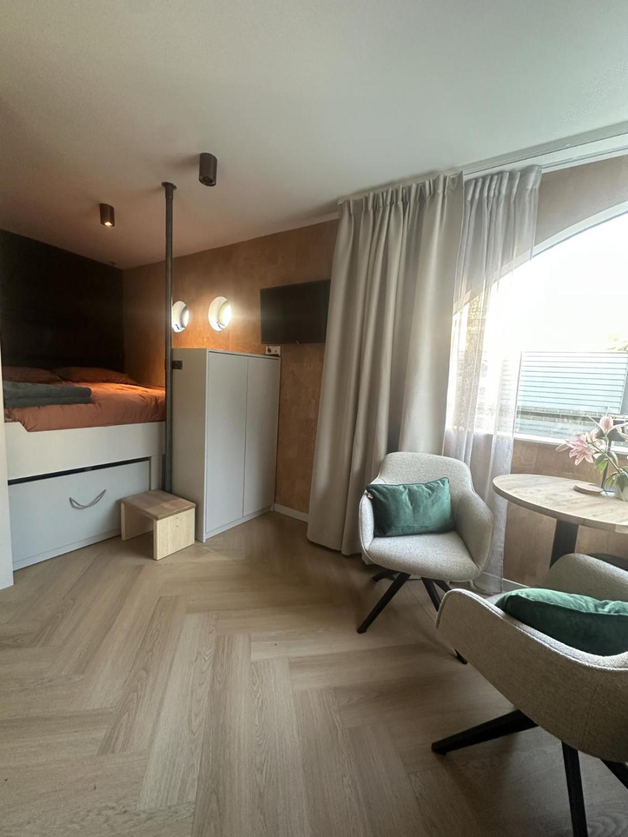 Houseboat Bnb The Floating Nest Amsterdam Exterior foto